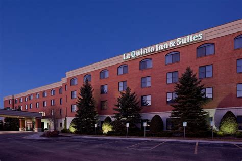 27 Best VERIFIED Pet Friendly Hotels in Madison with Weight Limits ...