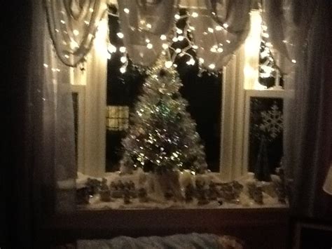 Bay Window (Night) | Christmas decorations, Bay window, Xmas