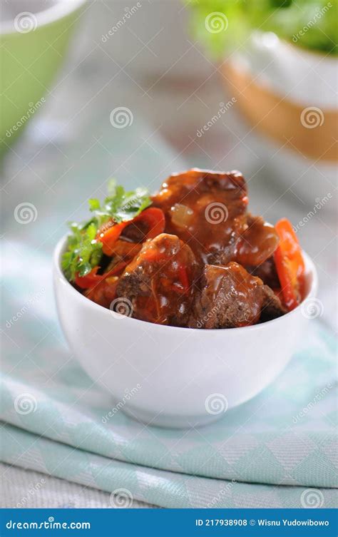 Spicy Beef Steak in Sour Sauce - Bistik Jawa Stock Photo - Image of keepers, cabbage: 217938908