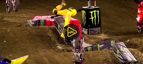 MotoXAddicts | Ken Roczen -The 2018 Comeback Continues