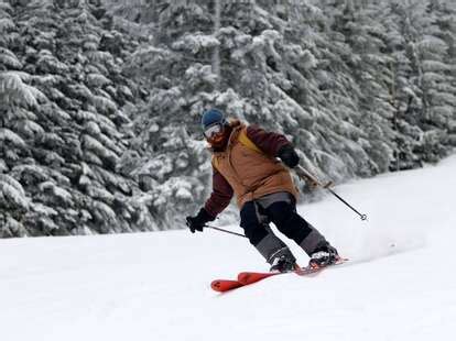 Skiing Near Portland, Oregon: Top Mountains & Resorts to Visit Now - Thrillist