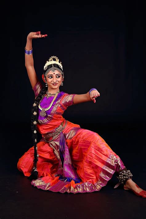 Bharatanatyam Wallpapers - Top Free Bharatanatyam Backgrounds ...