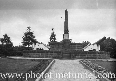 Eureka Stockade monument at Ballarat, Victoria, 1936. - Photo Time Tunnel