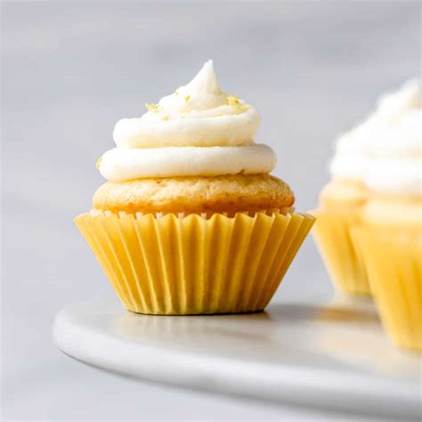 Mini Lemon Cupcakes with Lemon Buttercream Icing - Delicious Little Bites