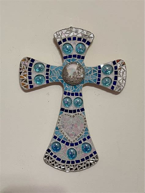 Mosaic cross | Mosaic crosses, Cross wall art, Mosaic