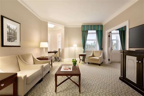 Fairmont Chateau Laurier Reviews, Deals & Photos 2024 - Expedia.ca