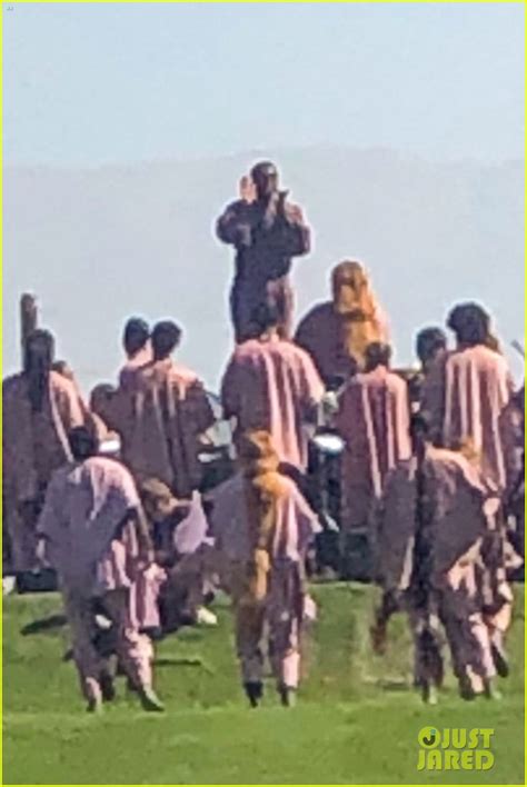 Kanye West Debuts New Song 'Water' During 'Sunday Service' Coachella Set - Watch!: Photo 4275729 ...