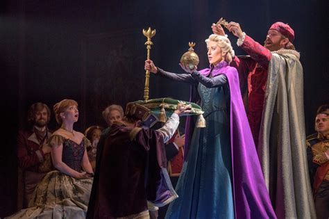 Reflections in the Light: Broadway Theater Review: Frozen