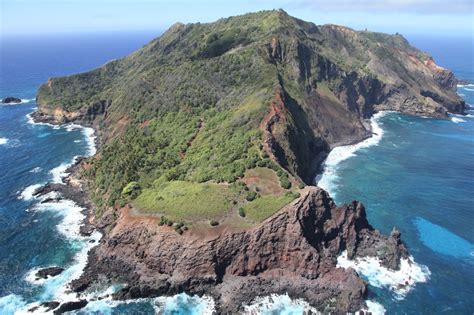 Webster's Google Treking: Famous Islands: Pitcairn Island