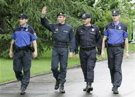 Man o' Law: Swiss Police epic fail