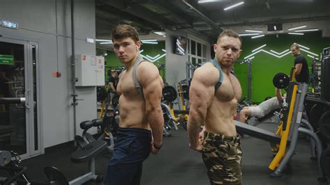 two strongest brothers | Who is stronger? — GymnastSergey