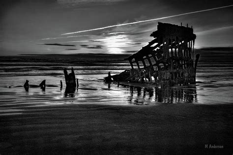 Shipwreck Sunset - BW Photograph by Michael R Anderson - Fine Art America