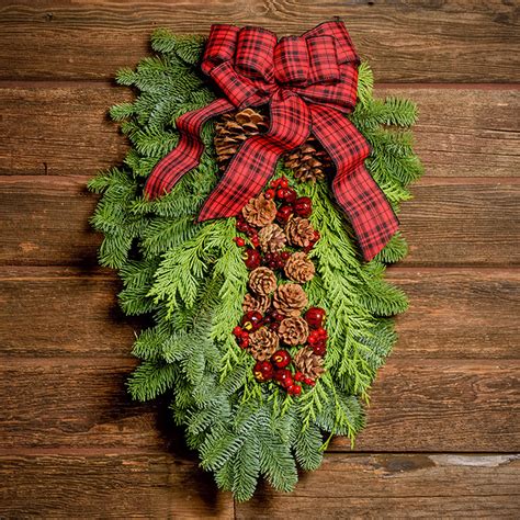 Christmas Swags | Fresh Festive Swags | Lynch Creek Farm