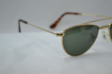 Vintage sunglass: Vintage Ray Ban Retro style small aviator sunglass ...