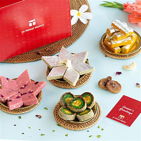 Buy/Send Diwali Sweet Celebrations Gift Box Online- FNP