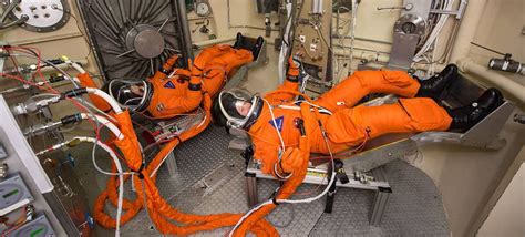 This Is How NASA Tests Spacesuits Ahead Of Missions | Gizmodo Australia