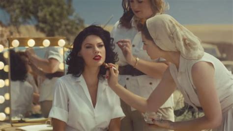 Taylor Swift's 'Wildest Dreams' Video Under Fire for Its 'Glamorous ...