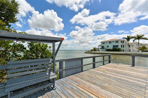 Cedars East in Longboat Key Fishing Pier - Sarasota Real Estate