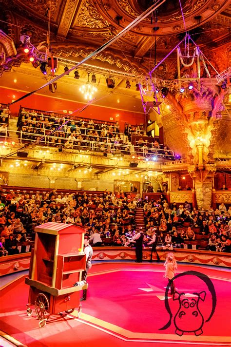 Blackpool Tower Circus Time In England, Blackpool, Close My Eyes ...