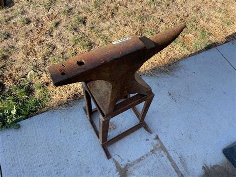 24" Anvil & Stand BigIron Auctions