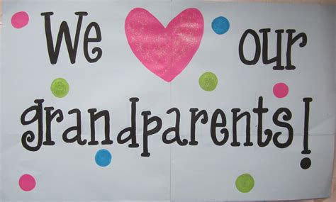 Grandparent's Day Sign | Polka Dots & Heart