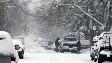 Washington State Walloped By Freak Snow Storm - ABC News