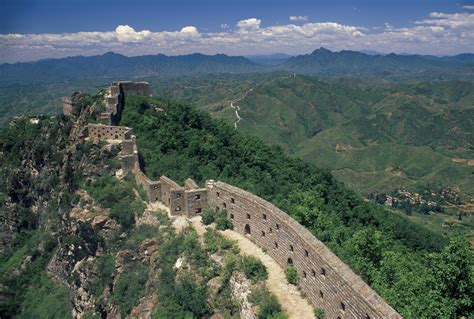 10 facts about the Great Wall of China: when was it built and why, how ...