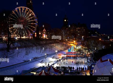 Edinburgh ice skating christmas hi-res stock photography and images - Alamy