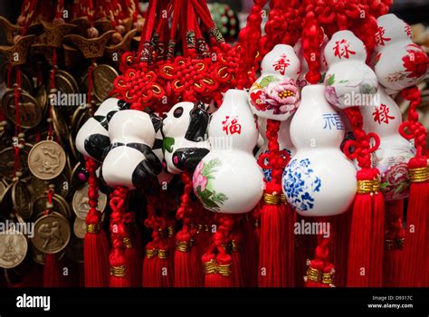 Hong Kong souvenirs Stock Photo - Alamy