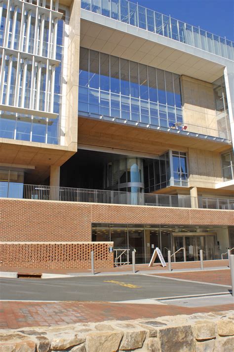 UNC Campus Tour 8 | Genome Sciences Building | Tom | Flickr