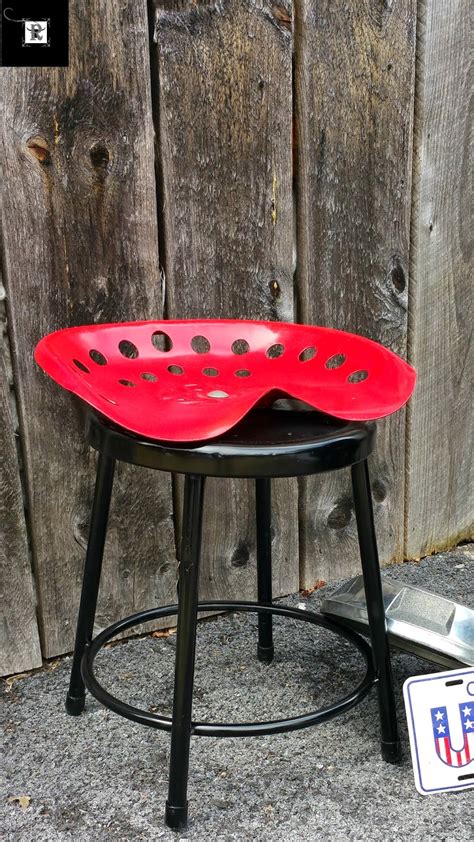 Tractor Seat Stool | Redo It Yourself Inspirations : Tractor Seat Stool