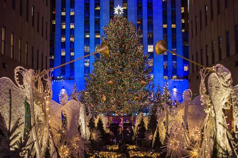 Every city where Rockefeller Christmas trees have been used to build ...