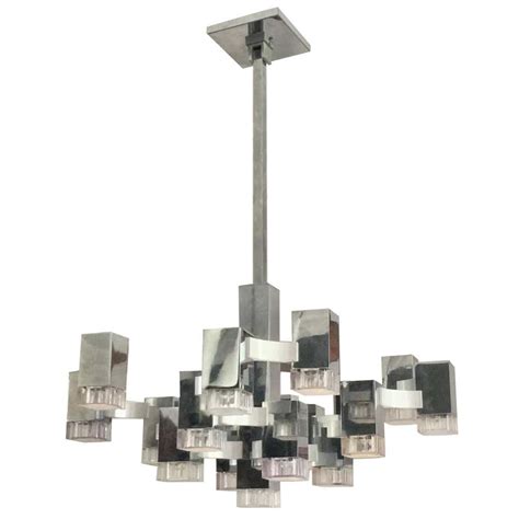 Brutalist Lighting & Light Fixtures - 410 For Sale at 1stdibs