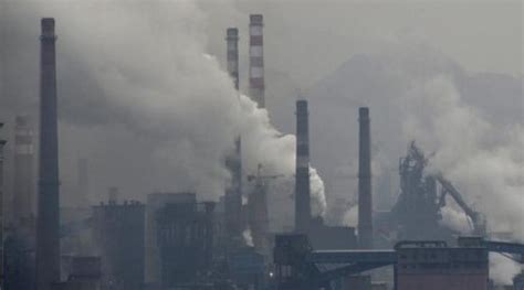 Fossil fuel pollution causes one in five premature deaths globally ...