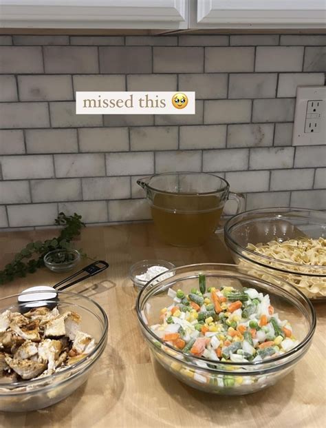 “missed this” is literally the worst looking food i’ve seen all week : r/allisarose