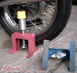 Homemade Motorcycle Jack Stands - HomemadeTools.net