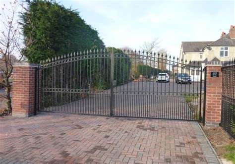 Wrought Iron Driveway Gates Coventry West Midlands Warwickshire Driveway Gate Designs