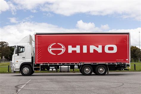 Hino 700 Series FS 2848 2021 Review - trucksales.com.au