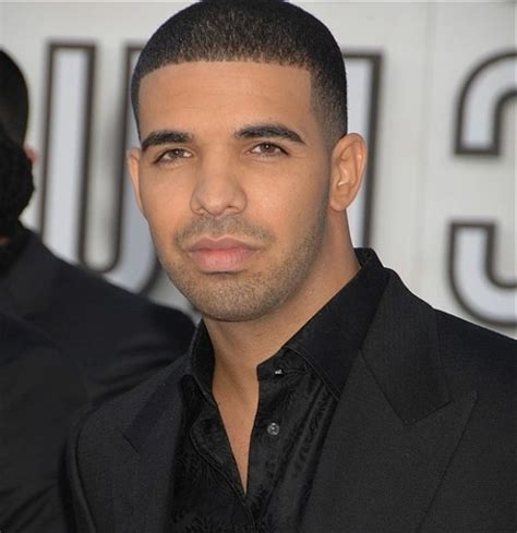 drake taper fade für Wirklich ermutigen | Haarschnitt, Schnittchen, Haare