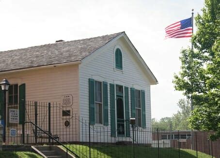 Jesse James Home Museum | St. Joseph, MO Convention & Visitors Bureau