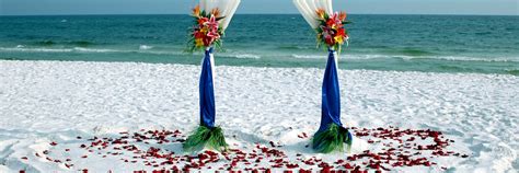 Don’t Make These 4 Beach Wedding Flower Mistakes