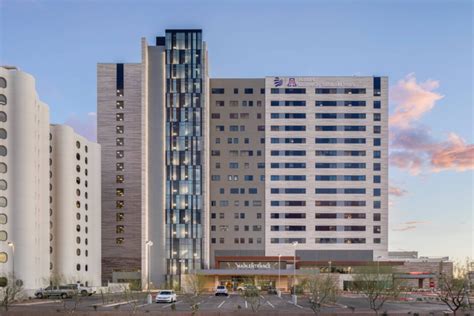 Banner - University Medical Center Phoenix Patient Tower | HKS ...