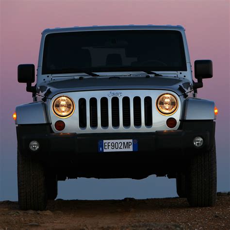 Jeep, BMW Dominate #NewCar Instagram Posts – 24/7 Wall St.