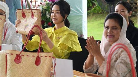 Profil Istri Presiden Korea Selatan Kim Keon Hee, Pesona Usia 50 Tahun Kecantikan dan Penampilan ...