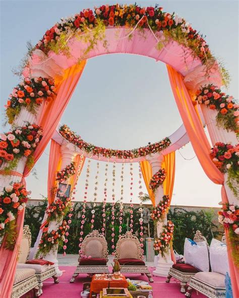 17 Best images about Mandap on Pinterest | Traditional, Hanging flowers ...