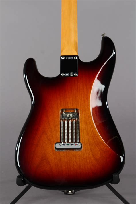 2012 Fender Artist Series John Mayer Stratocaster Sunburst | Guitar Chimp