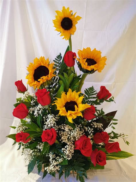 rosas roja con Girasol - NSG Flower