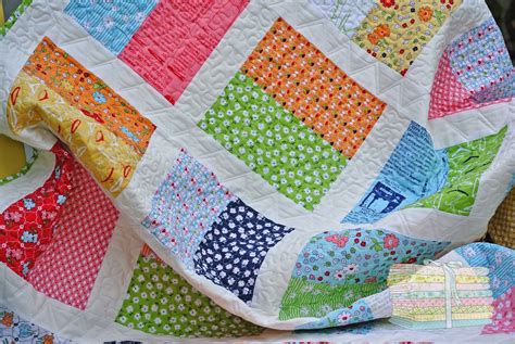 a notion to sew: Layer Cake Quilt