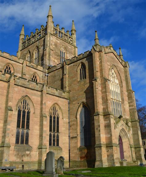 Tour Scotland Photographs: Tour Scotland Photographs Video Dunfermline Abbey Fife