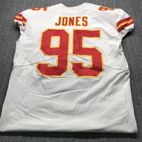 NFL Auction | Crucial Catch - Chiefs Chris Jones Signed Game Used Jersey (9/29/19) size 48